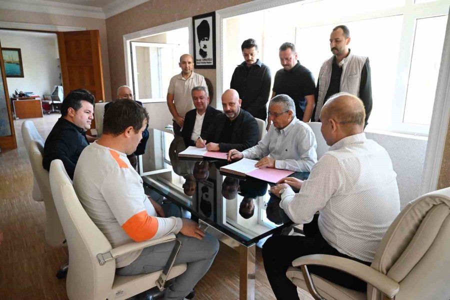 Kemer Belediyesi Personeline Yüzde 15 Zam