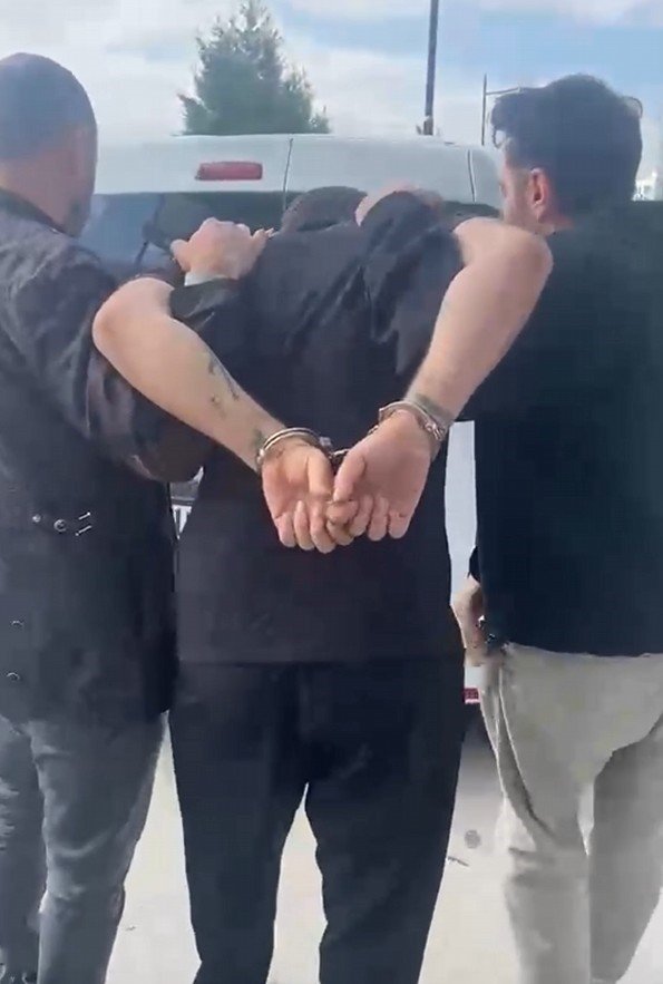 Konya’da Aranan Şahısların Yakalandıkları Yerler Pes Dedirtti