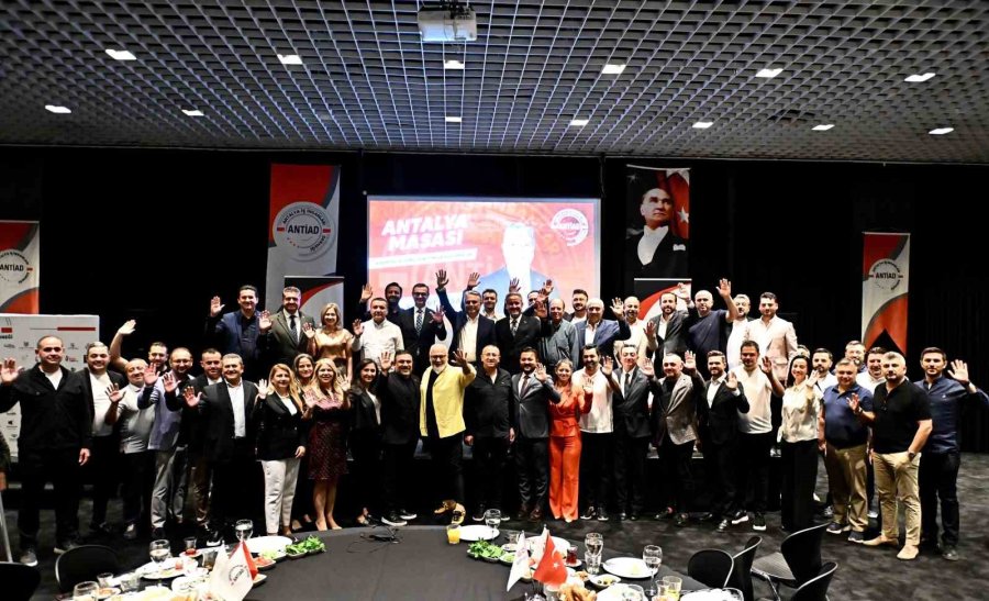 Başkan Uysal: Kaleiçi 12 Ay Yaşayan Bir Merkeze Dönüştü