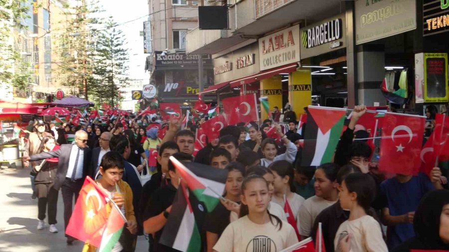 Antalya’da Filistin’e Destek Yürüyüşü