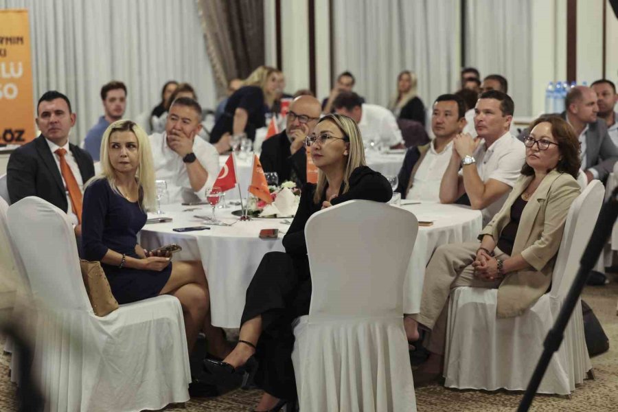 Atso Adayı Hatice Öz: "antalya Geleceği Kuran Şehir Olmalı"