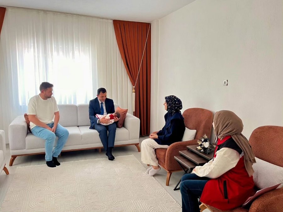 Evlenecek Gençlerin Desteklenmesi Projesi İle Kurulan Yuvalarda Bebek Sevinci