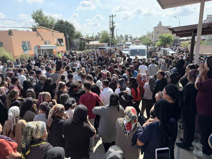 Gemi Faciasında Cenazesine Ulaşılan Üniversiteli Genç, Mersin’de Toprağa Verildi