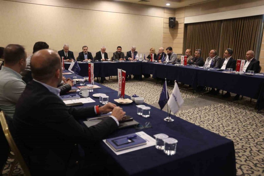 Ekonomiye Yön Verenler Zirvesi Konya’da Gerçekleştirildi