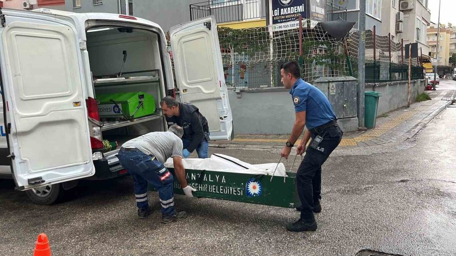 Alanya’da Pansiyonda Kalan Yaşlı Adam Ölü Bulundu