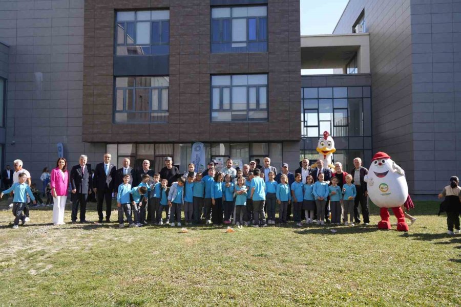 Niğde’de Çocuklar Tarımsal Üretim Süreçlerini Yerinde Öğreniyor
