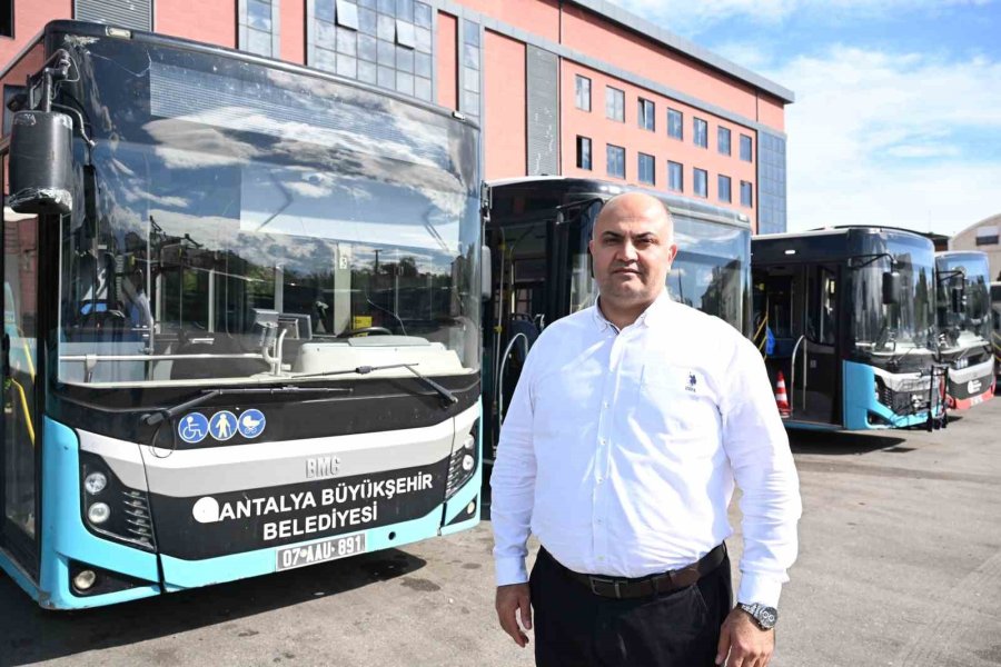 İçerisine Yağmur Suyu Sızan Özel Halk Otobüsüne Bakım Ve Cezai İşlem Uygulandı