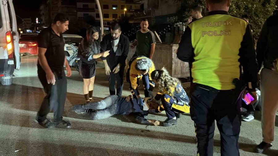 Gazipaşa’da Alkollü Motosiklet Sürücüsü Otomobile Çarptı
