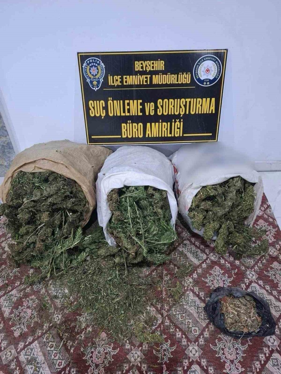 Konya’da Uyuşturucu Operasyonu: 4 Tutuklama