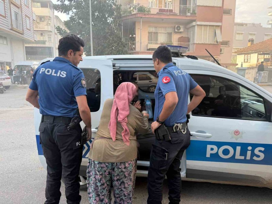 Evini Ateşe Verdi, Kiracısı Canını Hiçe Sayıp Kediyi Kurtardı