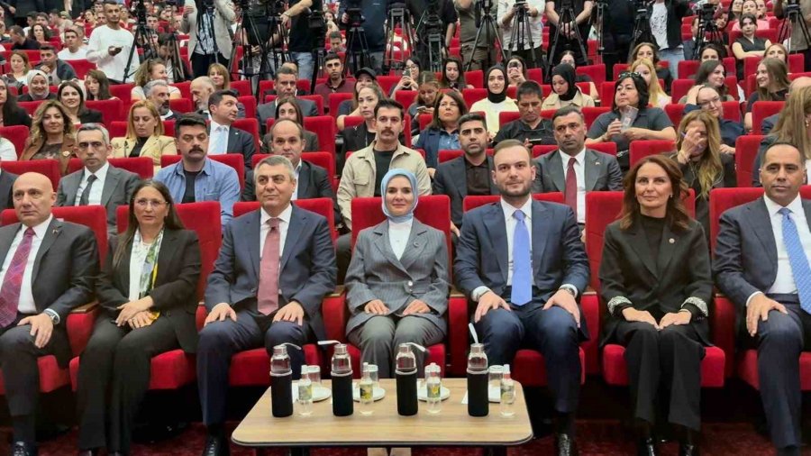 Bakan Göktaş: "sıfır Atığı Aile Politikası Olarak Görüyoruz"