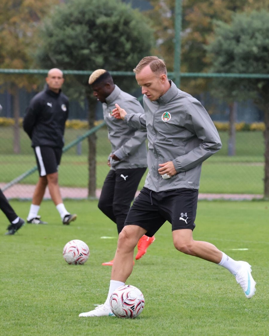 Alanyaspor, Fenerbahçe Maçının Hazırlıklarını Tamamladı