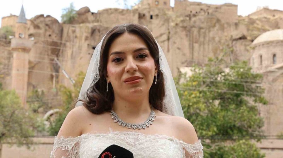 Güzelyurt Gelin Ve Damatların Fotoğraf Platosu Oldu
