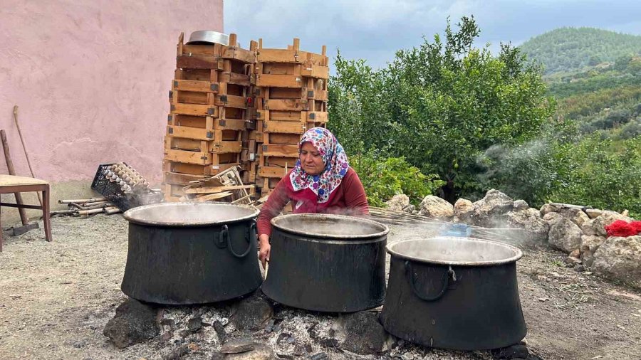 Sosyal Medyada 400 Bin Takipçiye Ulaştı, Yarışmada 1 Milyon 400 Bin Tl Kazandı