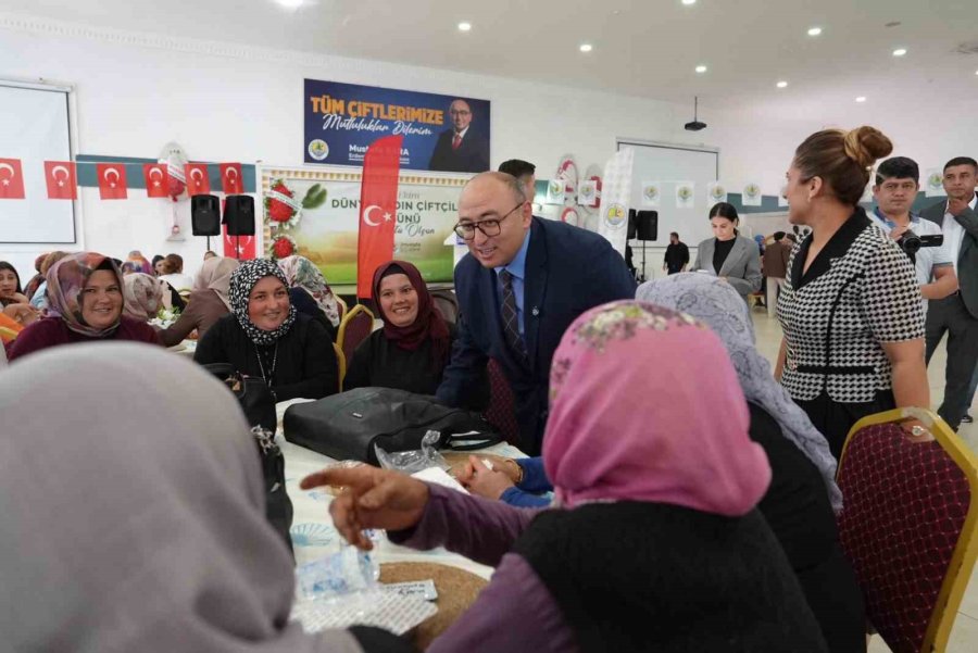 Erdemli ‘de Özel Programla Kadın Çiftçiler Misafir Edildi
