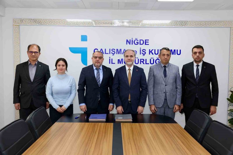 Niğde’de 1001 Öğrenciye İşkur Gençlik Programı Fırsatı