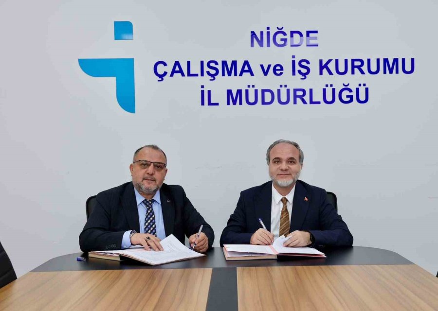Niğde’de 1001 Öğrenciye İşkur Gençlik Programı Fırsatı