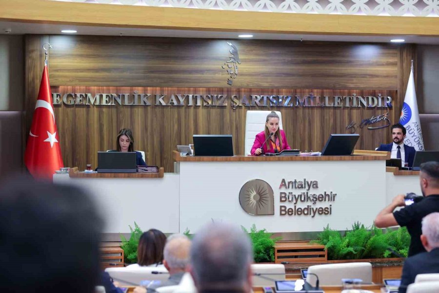 Başkan Vekili Özdemir: "altıntaş Çanağında Biriken Suyu Denize Ulaştırmak İstiyoruz"