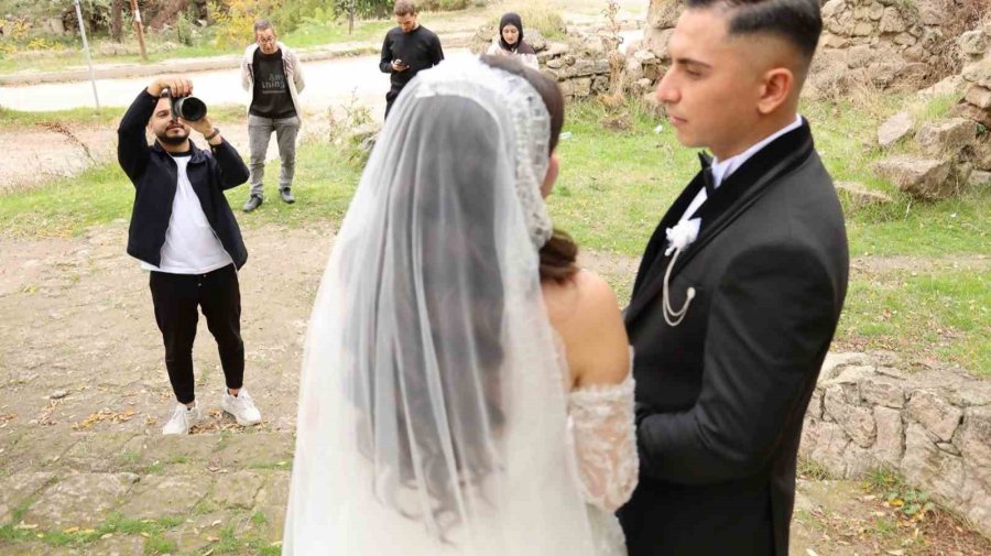 Güzelyurt Gelin Ve Damatların Fotoğraf Platosu Oldu