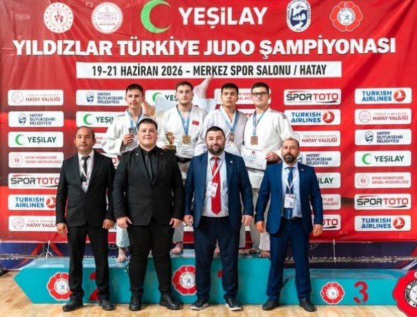 Ali Kağan Şentürkoğlu Balkanlar’da Türkiye’yi Temsil Edecek
