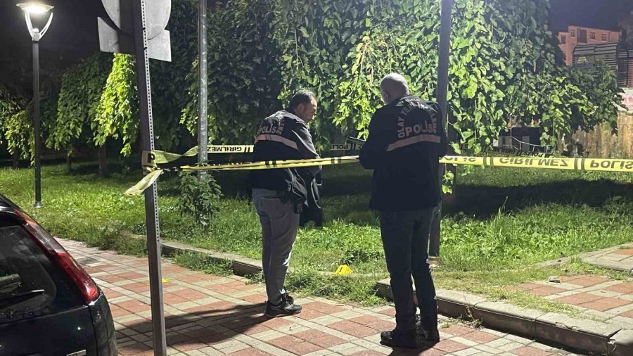 Karaman’da Parkta Bıçaklı Kavga: 2 Çocuk Ağır Yaralandı