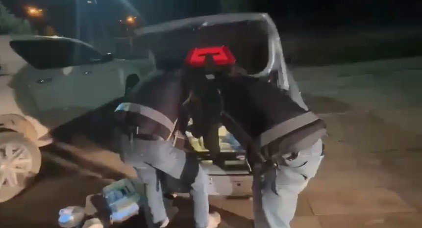 Özenle Paketlenmiş Kutulardan Cephanelik Çıktı