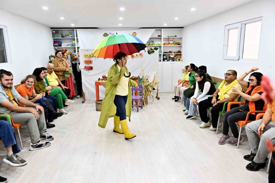 Sonbaharı Drama İle Karşıladılar