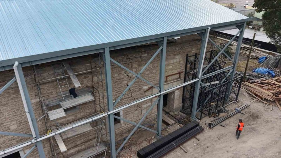 Eskil Ulu Camii Yeniden İbadete Açılmayı Bekliyor