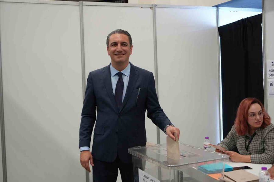Antalya İş Dünyası Sandık Başında