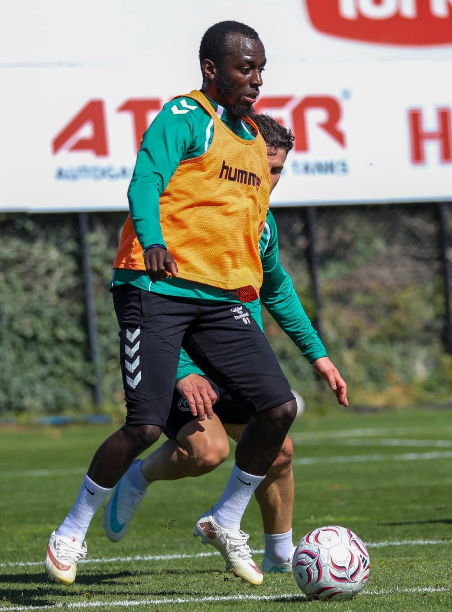 Konyaspor, Gençlerbirliği Maçı Hazırlıklarına Başladı