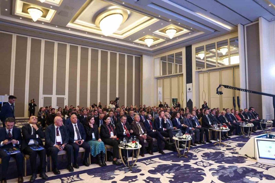 Antalya Büyükşehir Belediye Başkan Vekili Özdemir: "antalya’yı Yalnızca Cop31’e Değil, İklim Krizinin Etkilerine Karşı Da Hazırlıyoruz"