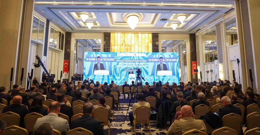 Antalya Büyükşehir Belediye Başkan Vekili Özdemir: "antalya’yı Yalnızca Cop31’e Değil, İklim Krizinin Etkilerine Karşı Da Hazırlıyoruz"