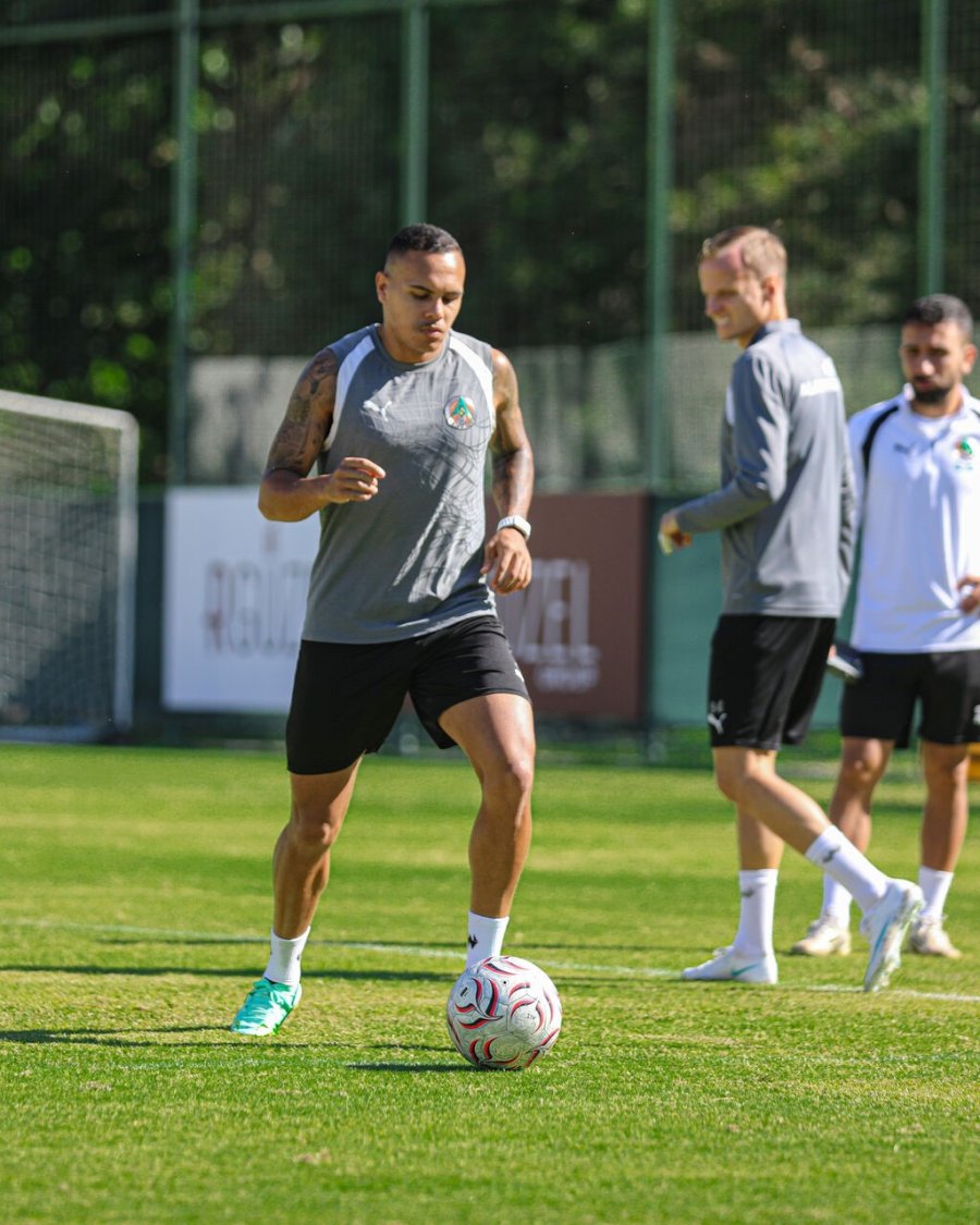 Alanyaspor, Kocaelispor Maçı Hazırlıklarına Başladı