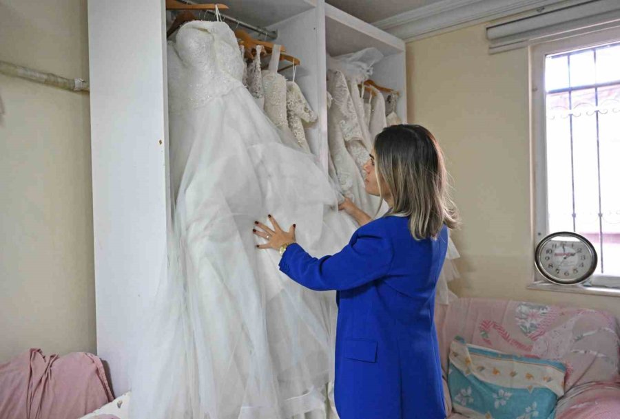 Büyükşehir Sosyal Yardım Merkezi’nde İhtiyaç Sahiplerine Destek