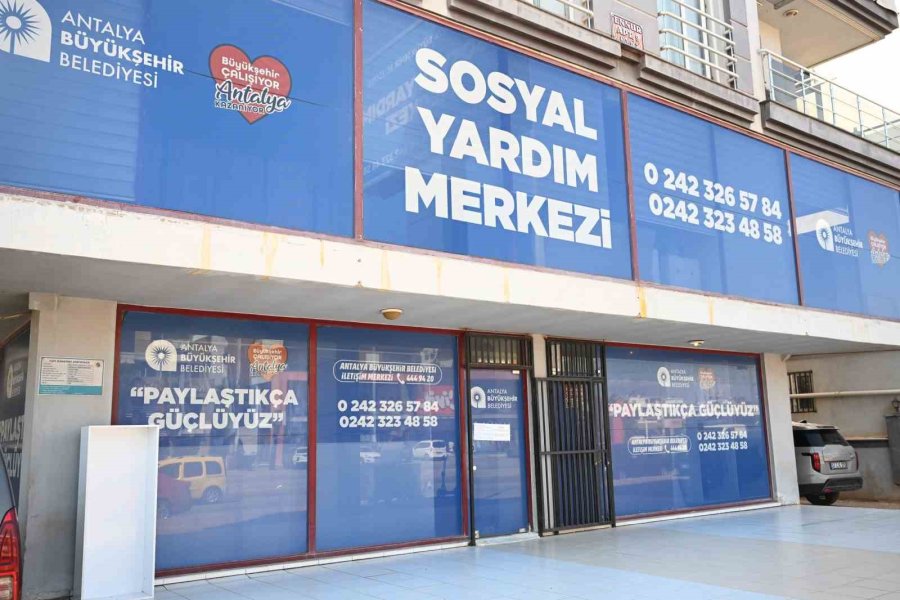 Büyükşehir Sosyal Yardım Merkezi’nde İhtiyaç Sahiplerine Destek
