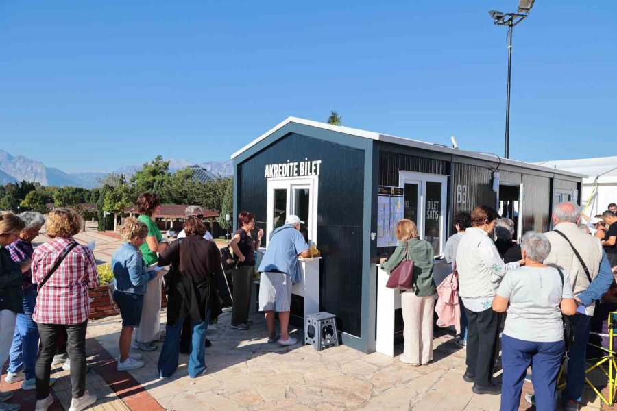 Altın Portakal Biletleri Yoğun İlgi Görüyor
