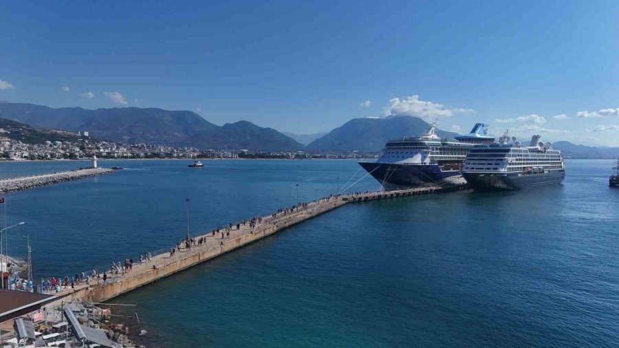 Alanya’ya İngiliz Ve Abd’li Turist Akını