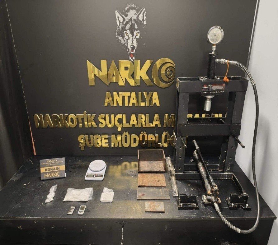 Antalya’da Uyuşturucuyla Mücadelede 1 Haftada 30 Operasyon Düzenlendi