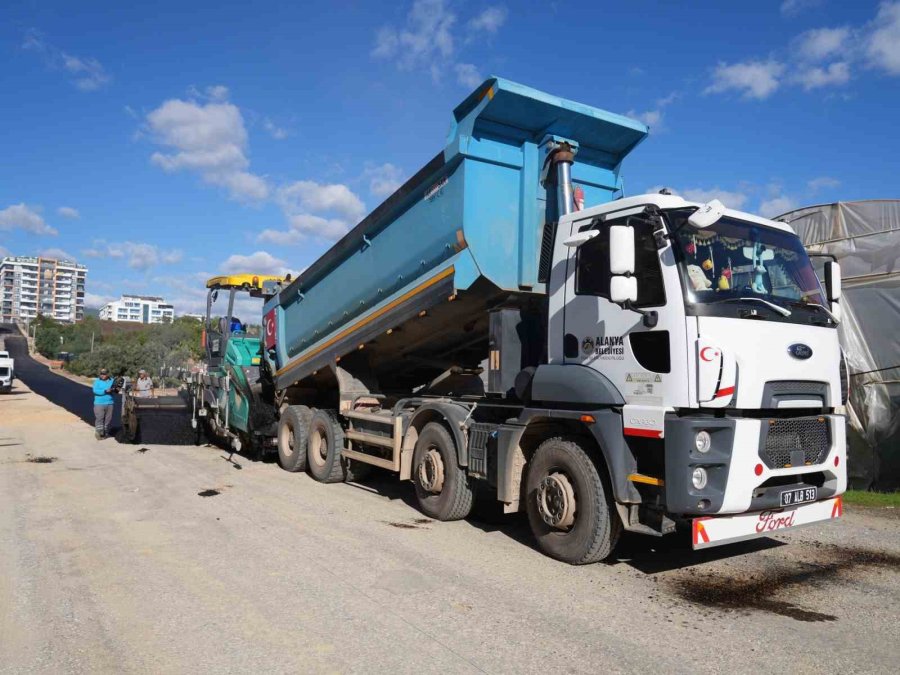 Payallar’a 3,5 Kilometrelik Sıcak Asfalt Çalışması
