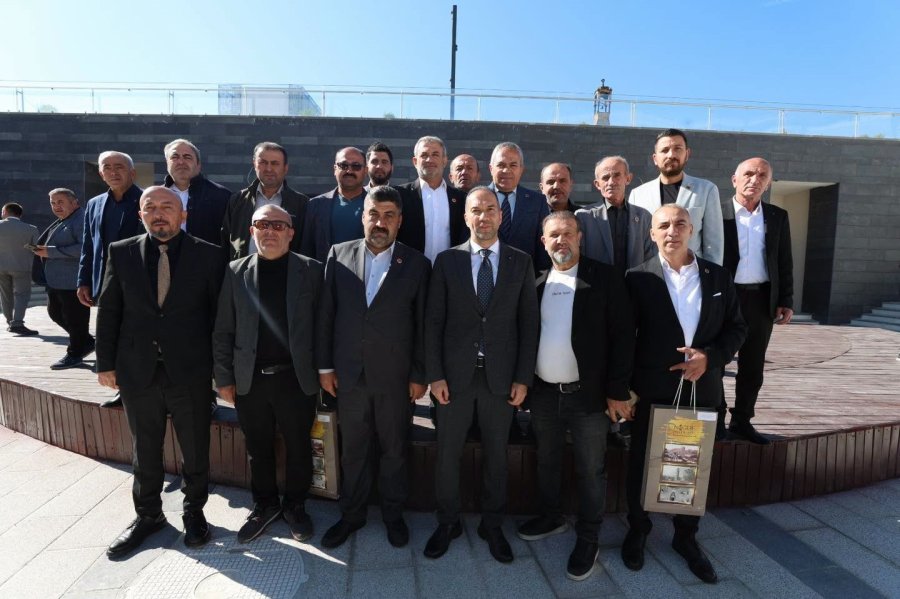Başkan Özdemir, Niğde’nin Tüm Muhtarlarıyla Bir Araya Geldi