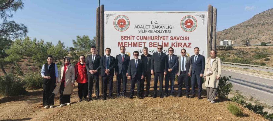 Silifke’de Şehit Savcı Mehmet Selim Kiraz Hatıra Ormanı Yeniden Yeşilleniyor