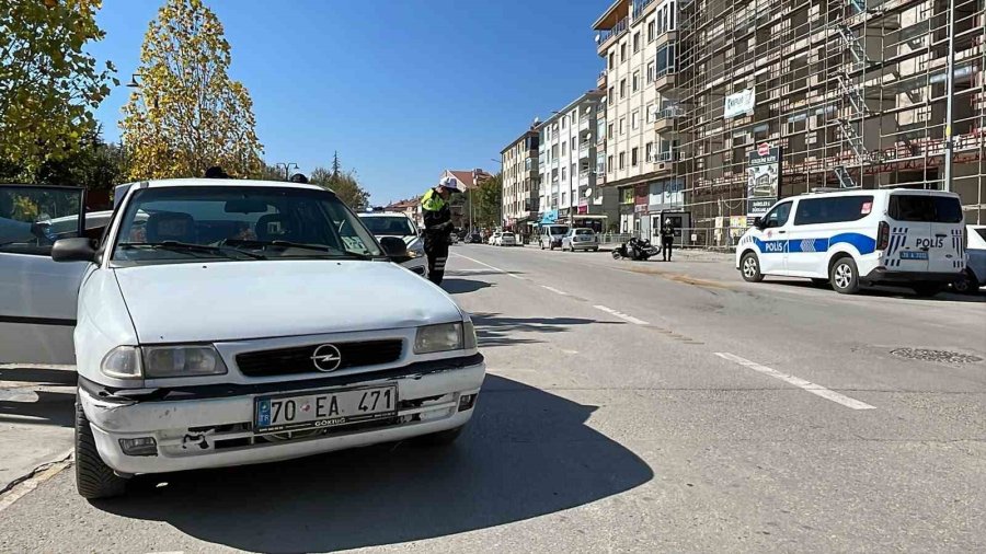 Karaman’da Otomobille Motosiklet Çarpıştı: 1 Yaralı