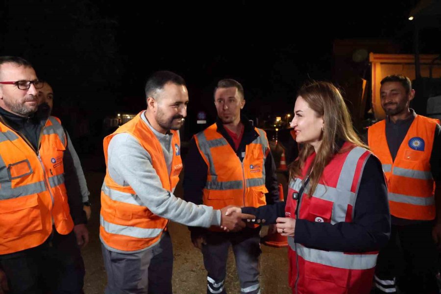 Başkan Vekili Büşra Özdemir: "antalya’da Asfalt Seferberliği Başlattık"