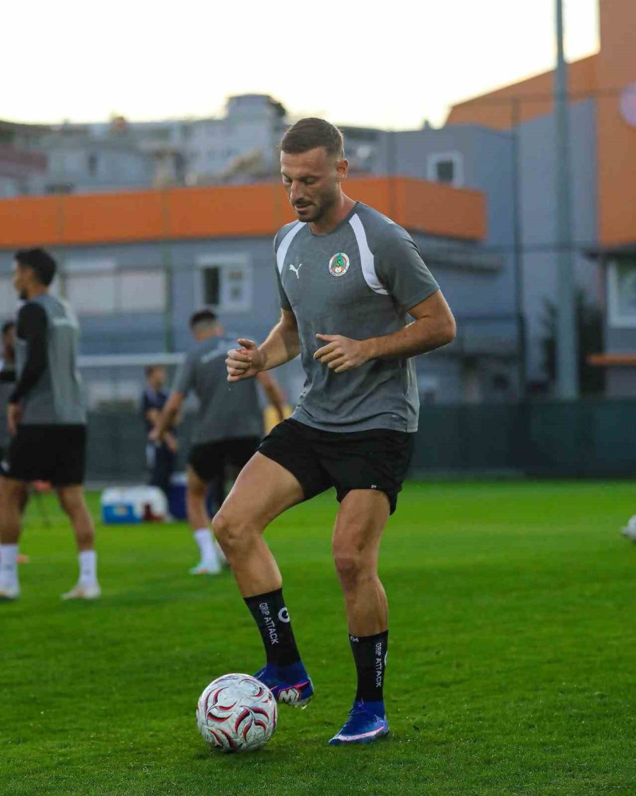 Alanyaspor, Kocaelispor Maçı Hazırlıklarını Tamamladı