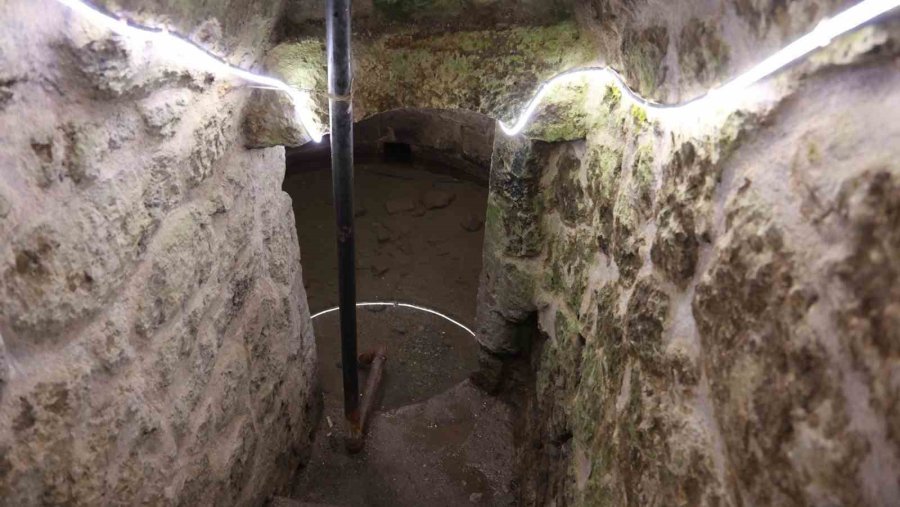 Aksaray’daki Ayazma Suyu Bin 641 Yıldır Akmaya Devam Ediyor