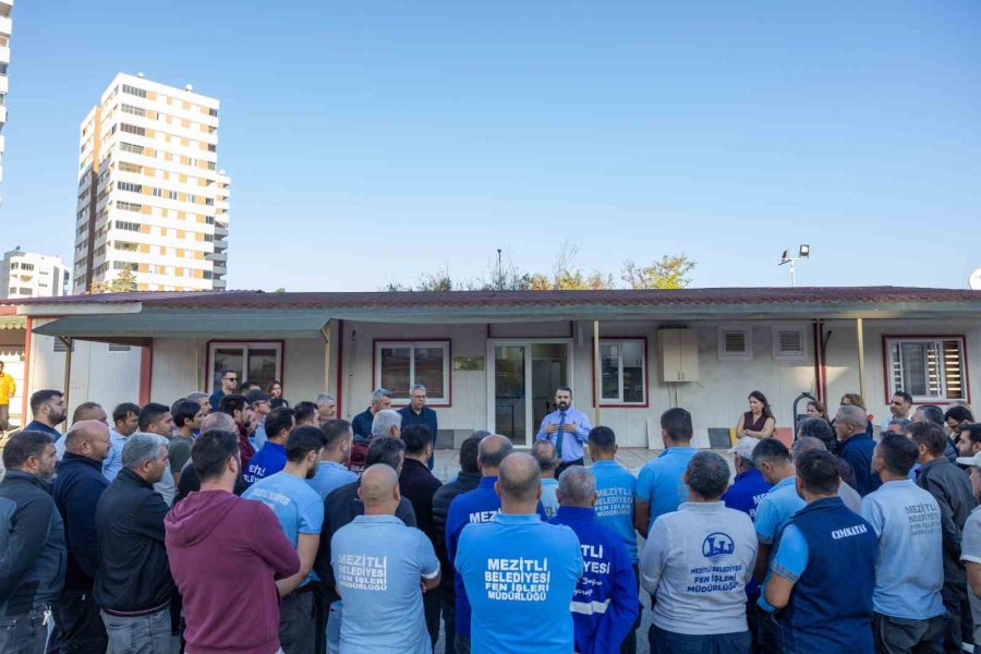Mezitli Belediye Başkan Vekili Selağzı Personelle Bir Araya Geldi