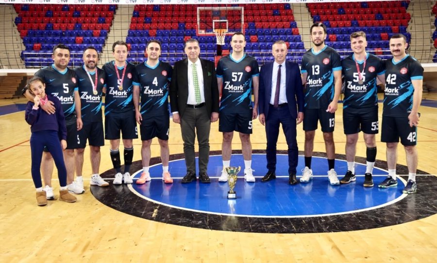Niğde’de Kamu Spor Oyunları’nda Voleybol Şampiyonu Belli Oldu