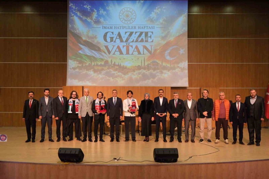Karaman’da İmam Hatipliler Haftası "gazze Ve Vatan" Temasıyla Kutlandı