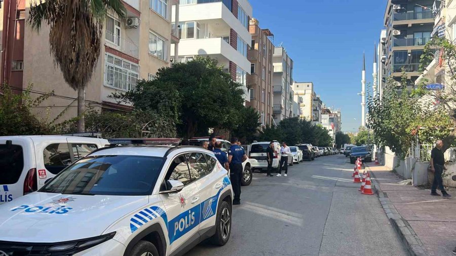 Mersin’de 40 Kişinin Tahliye Edildiği Binadaki Çökmenin Nedeni Belli Oldu