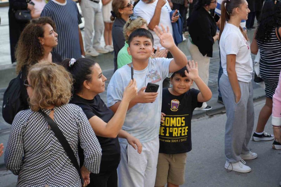 "63. Uluslararası Antalya Altın Portakal Film Festivali" Kortejine Yoğun İlgi
